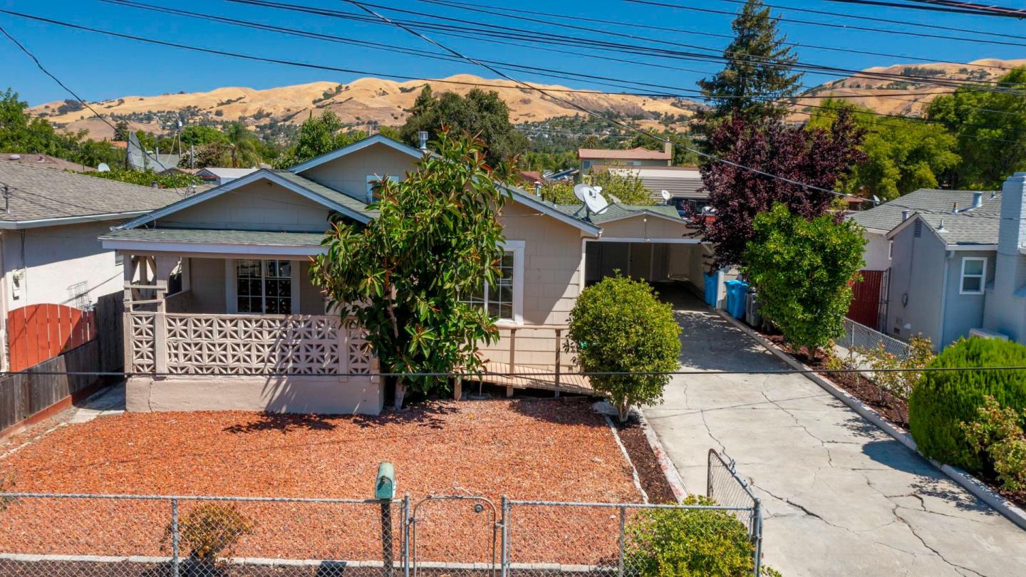56 Talmadge AVE