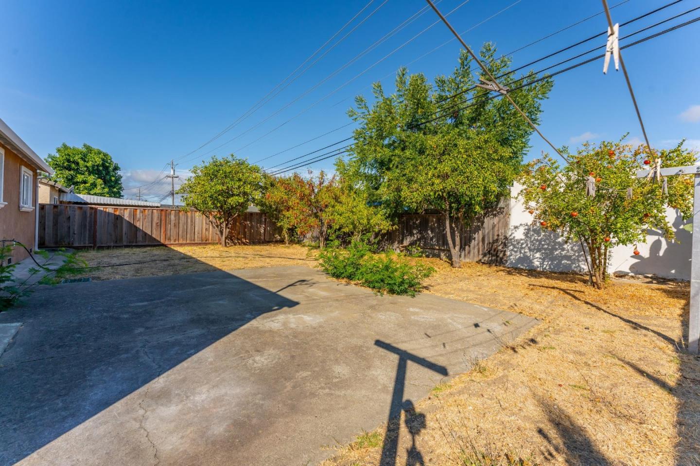 3075 Bigwood DR