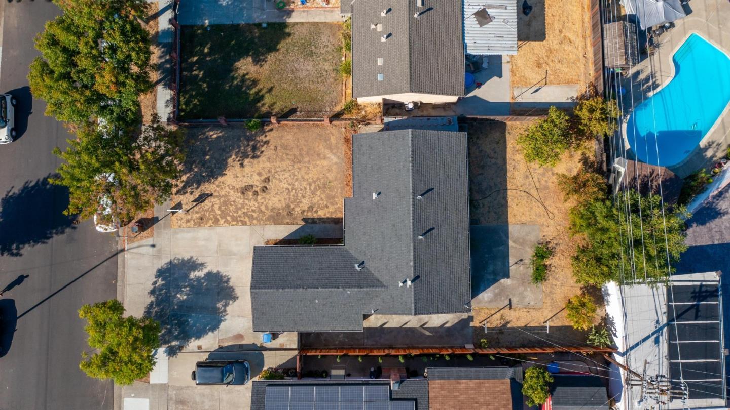 3075 Bigwood DR