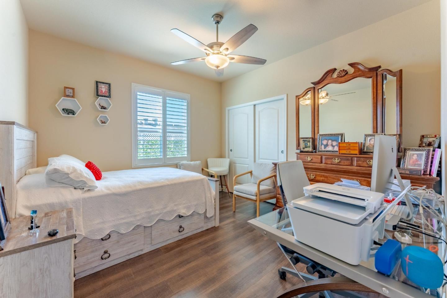 3913 Moana WAY 3913