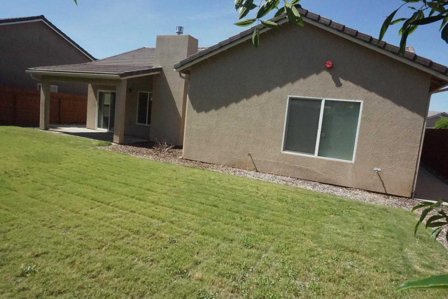 1513 Greenwich DR