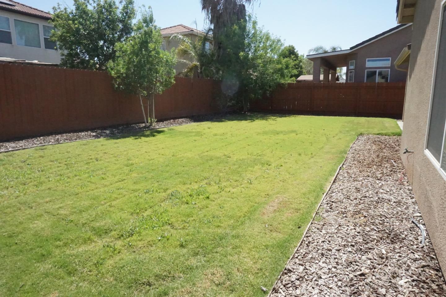 1513 Greenwich DR