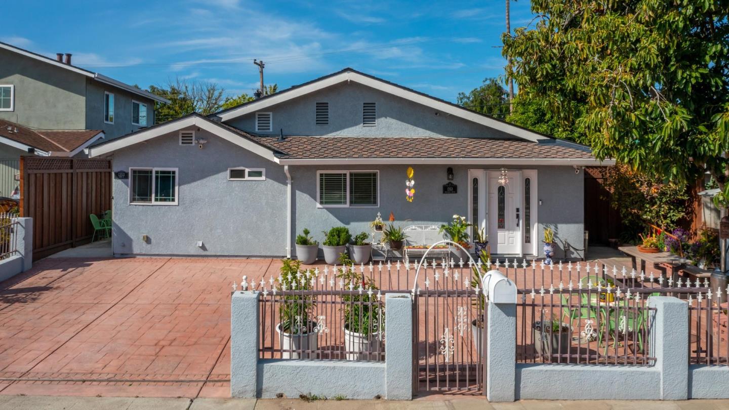 1353 Orlando DR