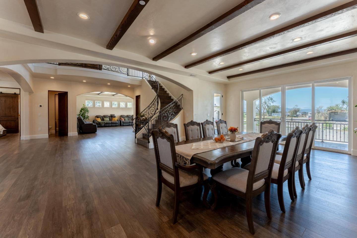 8440 Lovers Lane
