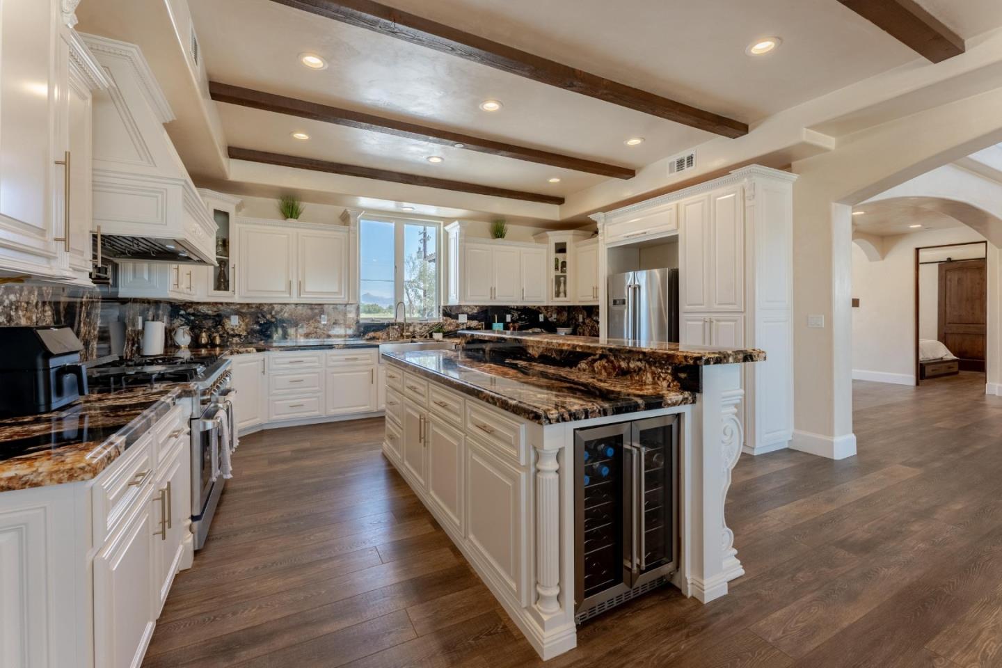 8440 Lovers Lane