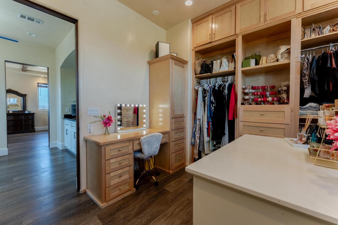 8440 Lovers Lane