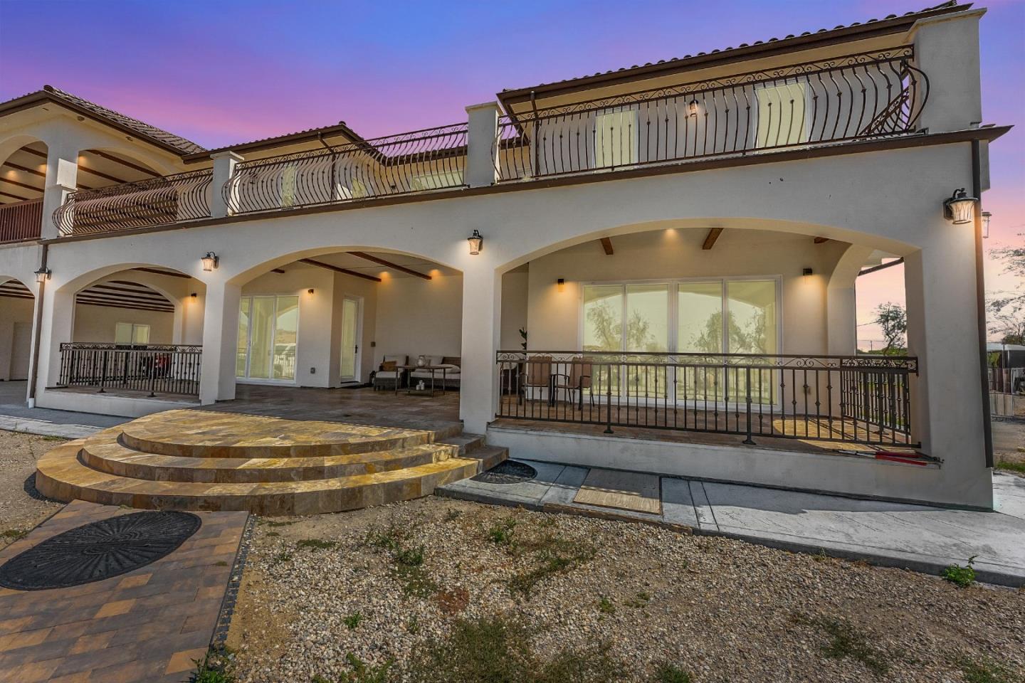 8440 Lovers Lane