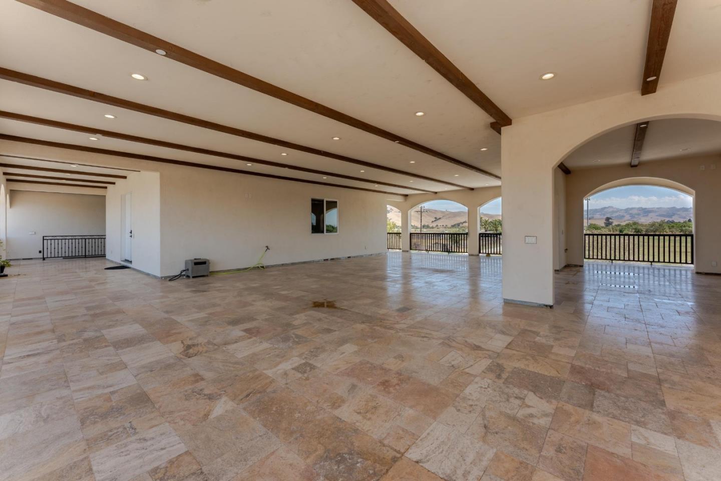 8440 Lovers Lane