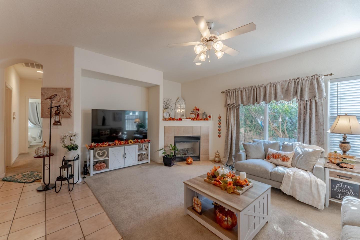 2919 Las Flores Circle