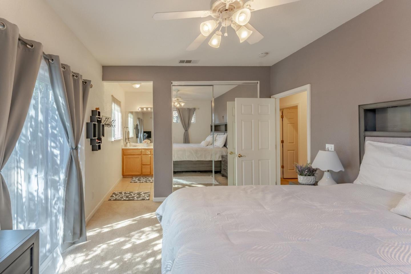 2919 Las Flores Circle