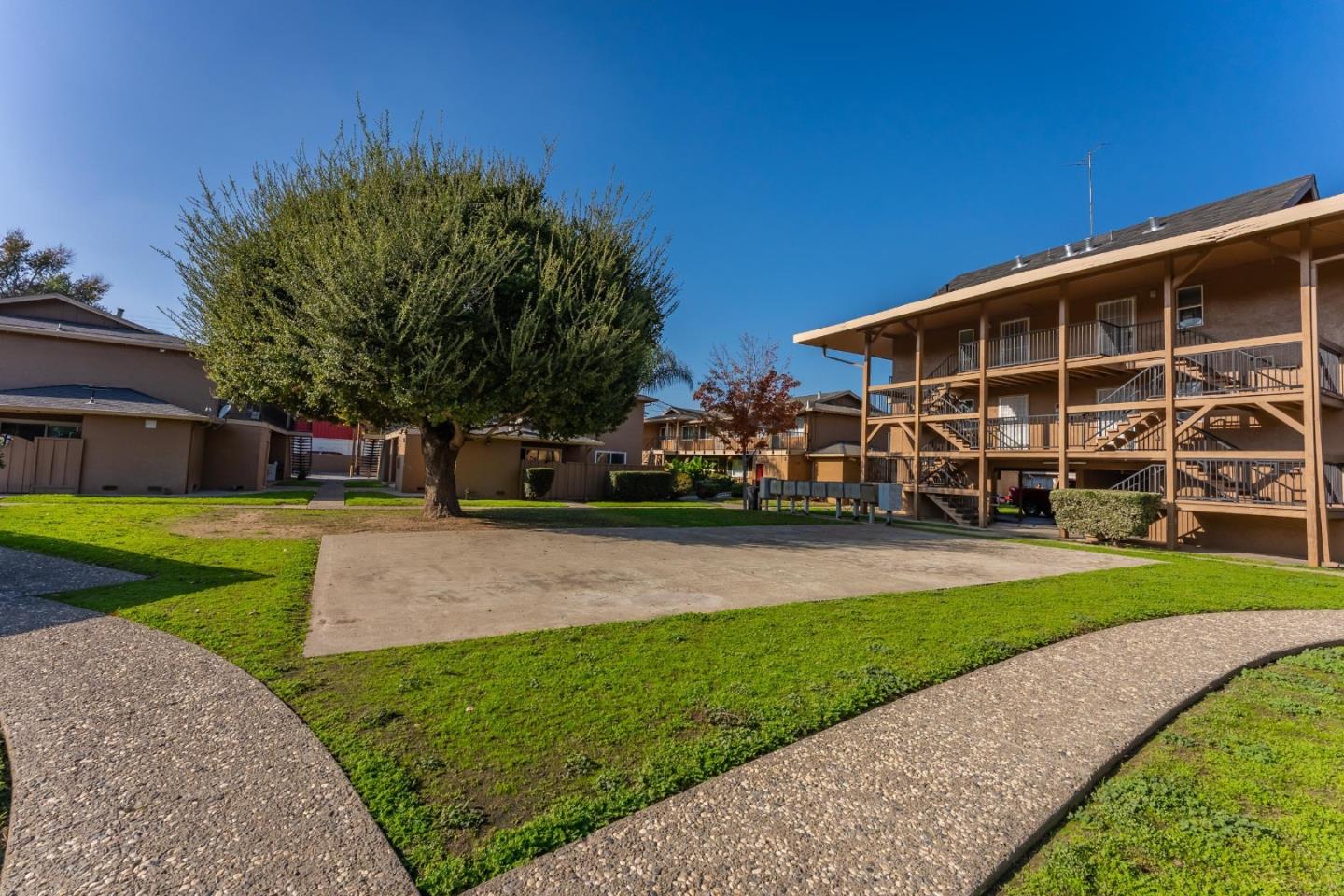 110 Roundtable #8 Drive