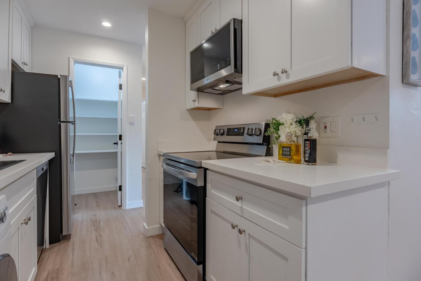 410 Auburn Way 19
