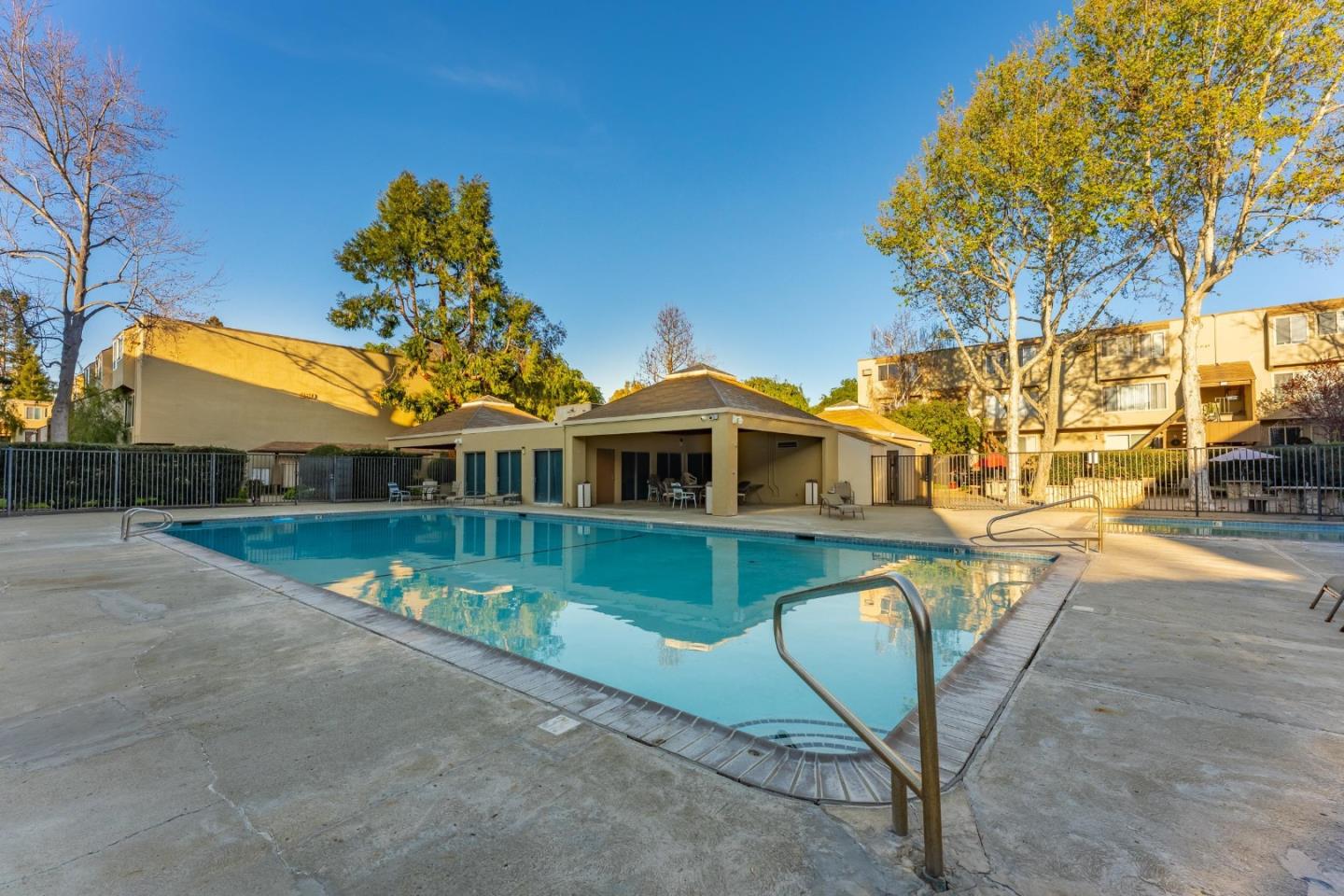 410 Auburn Way 19