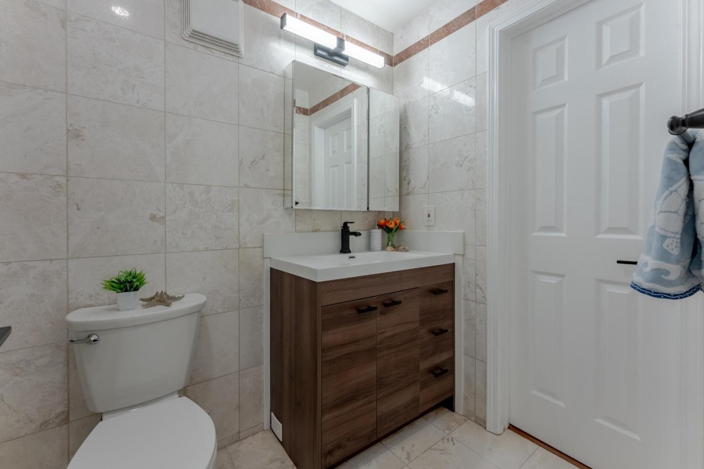 410 Auburn Way 19