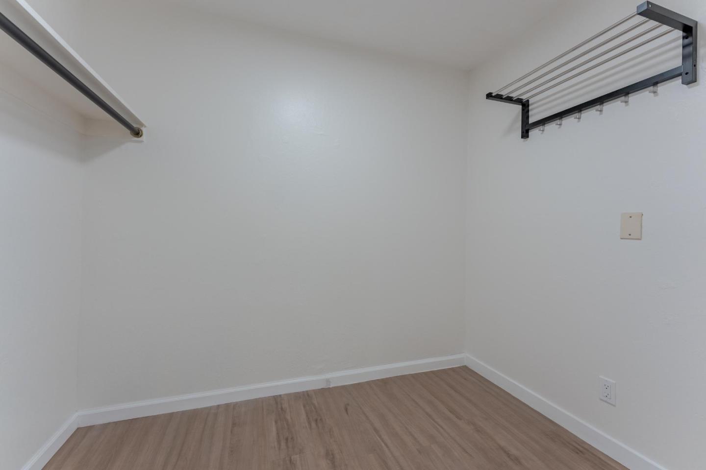 410 Auburn Way 19