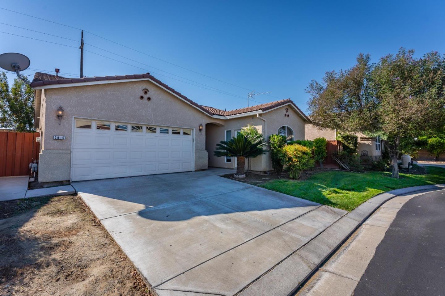 2919 Las Flores Circle