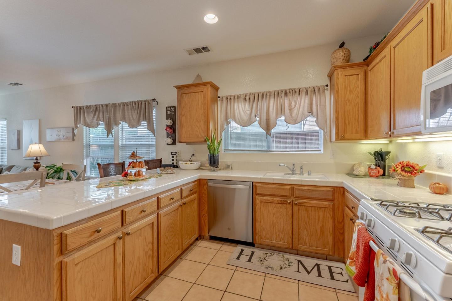 2919 Las Flores Circle