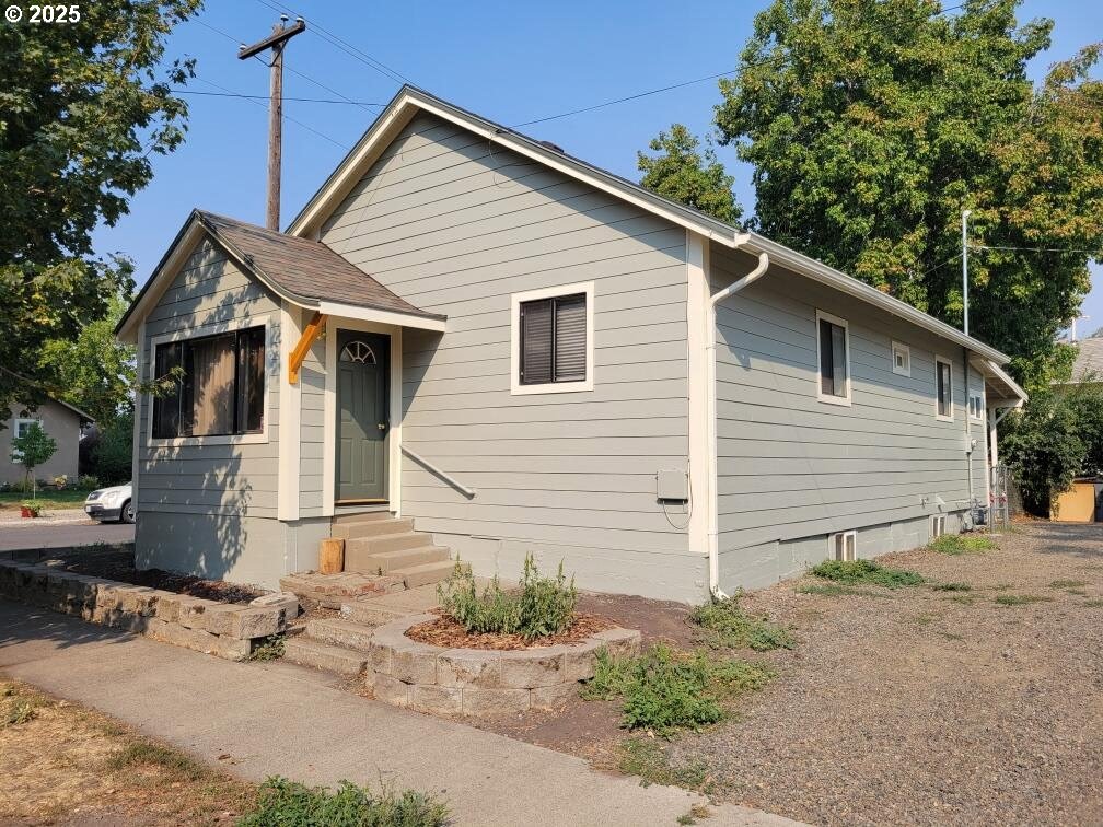 2417 N FIR ST photo