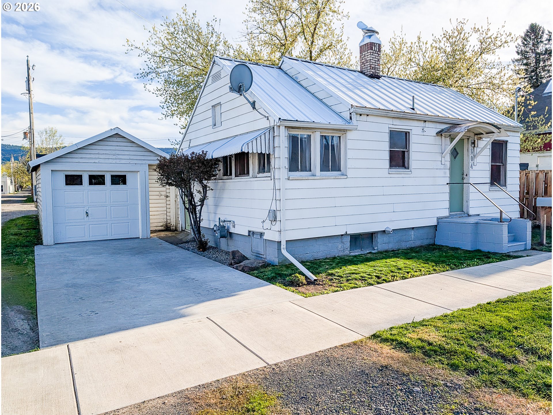 804 Jefferson AVE