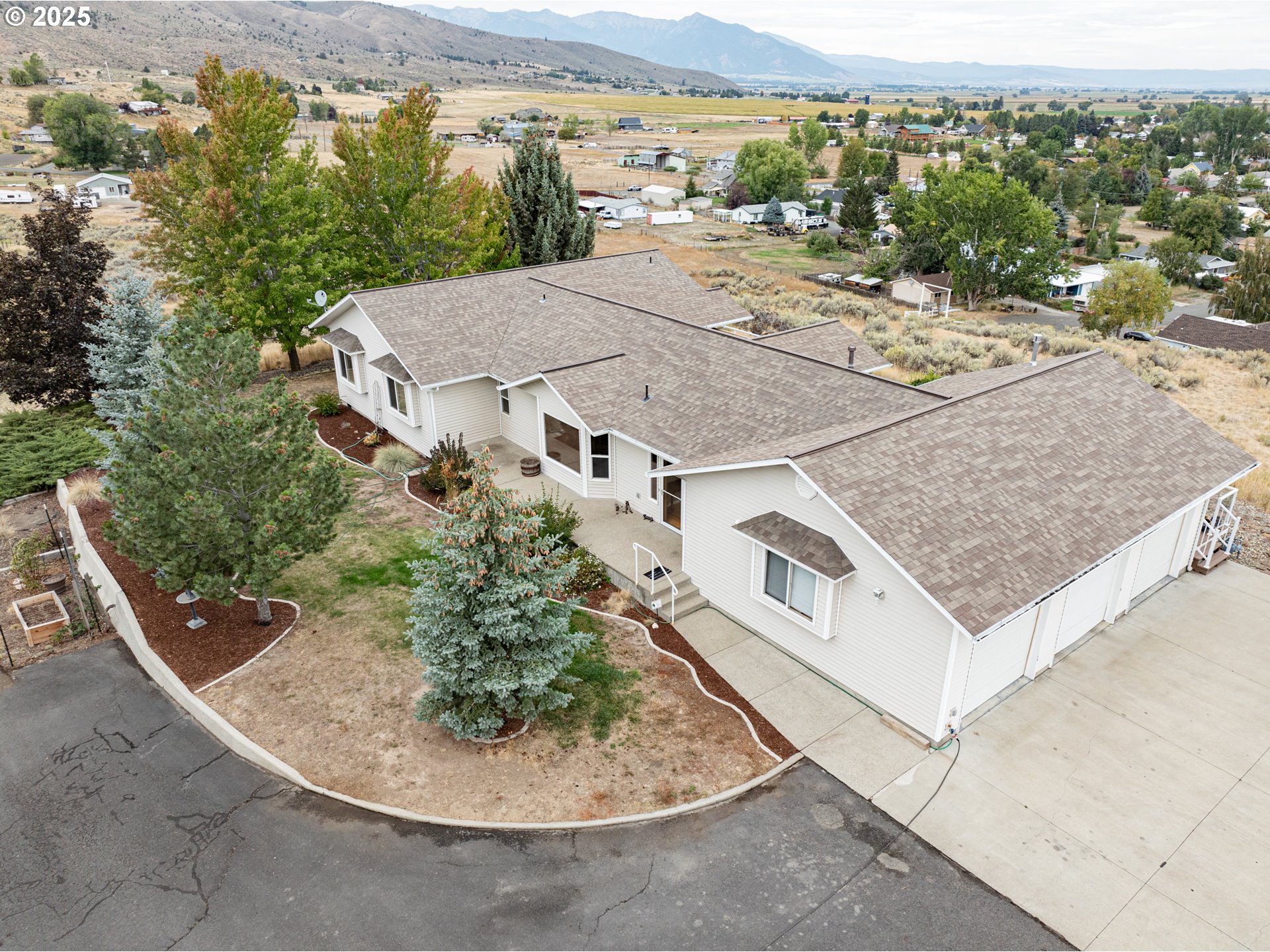 3325 GRACE ST photo