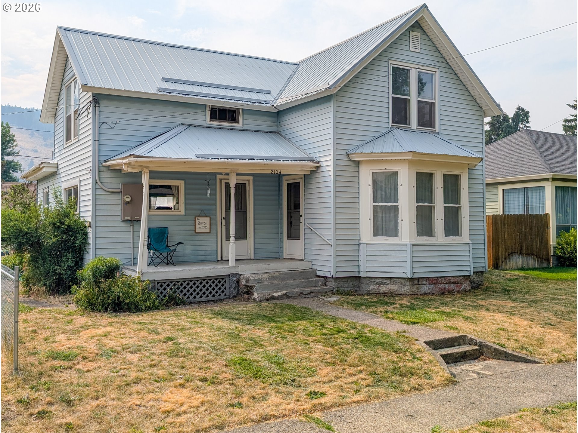 2104 1ST ST photo