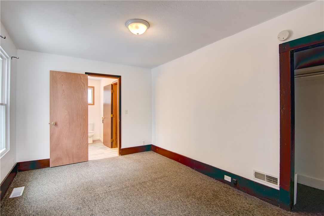 531 Cochrane Street Unit: 2