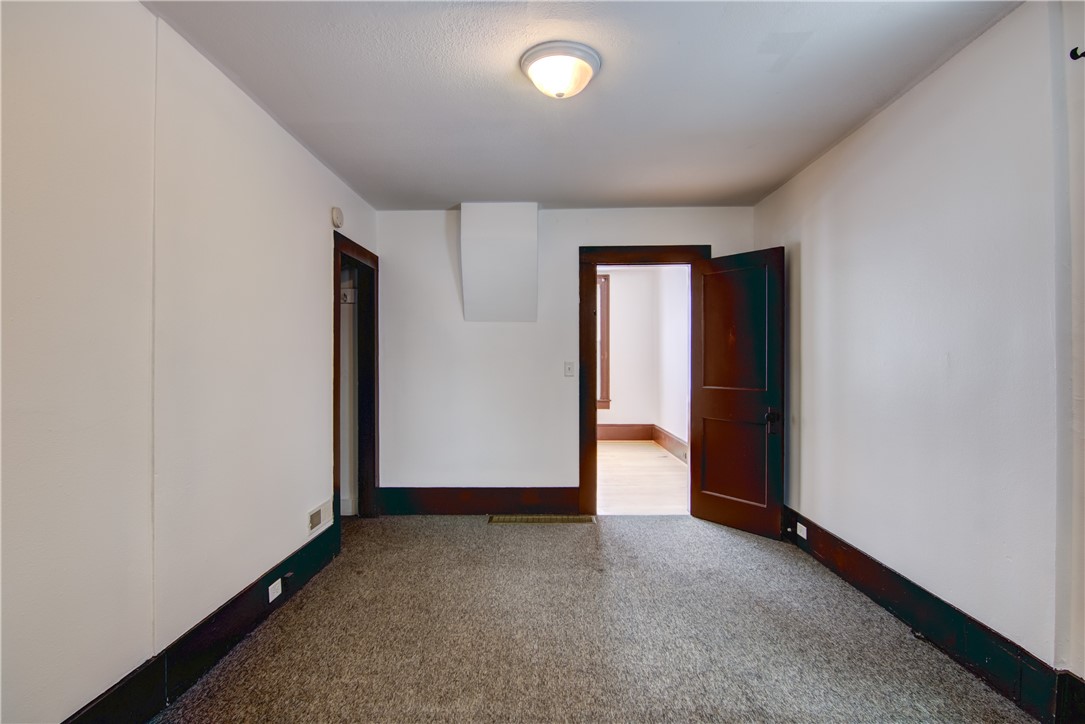 531 Cochrane Street Unit: 2