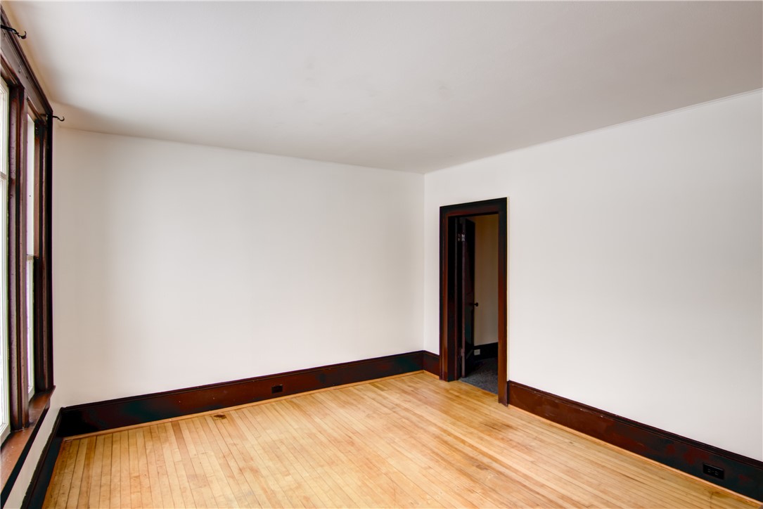 531 Cochrane Street Unit: 2