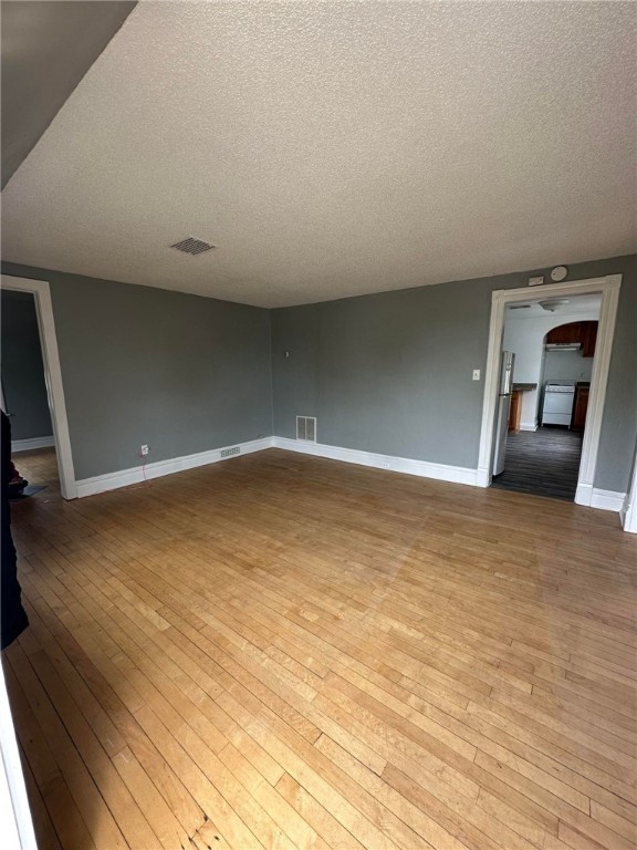 531 Cochrane Street Unit: 2