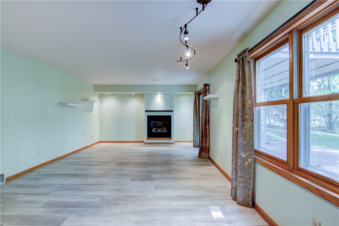 2113 Vienna Terrace