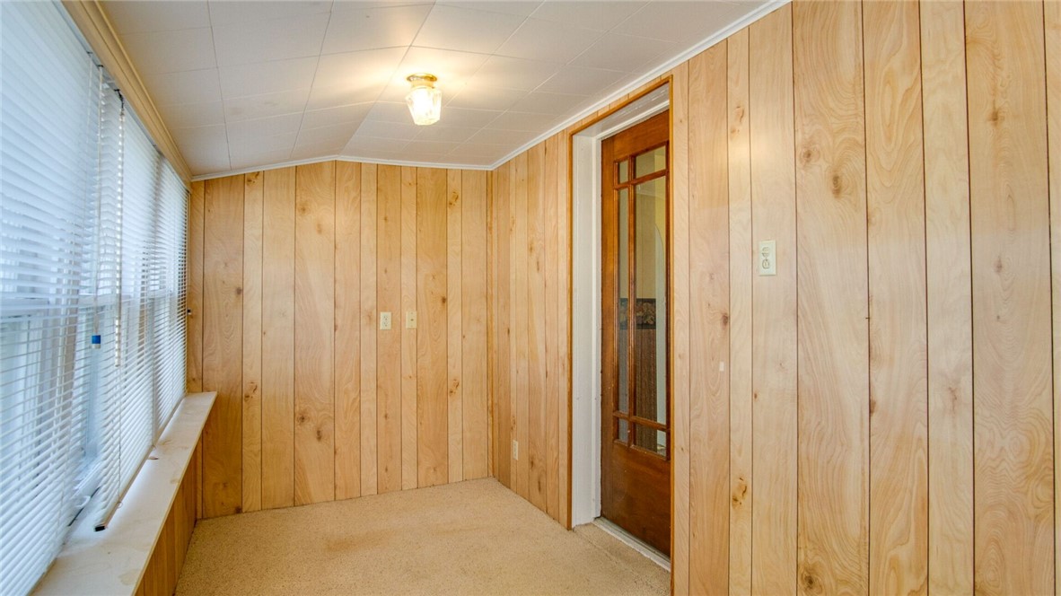 3815 Riverview Drive