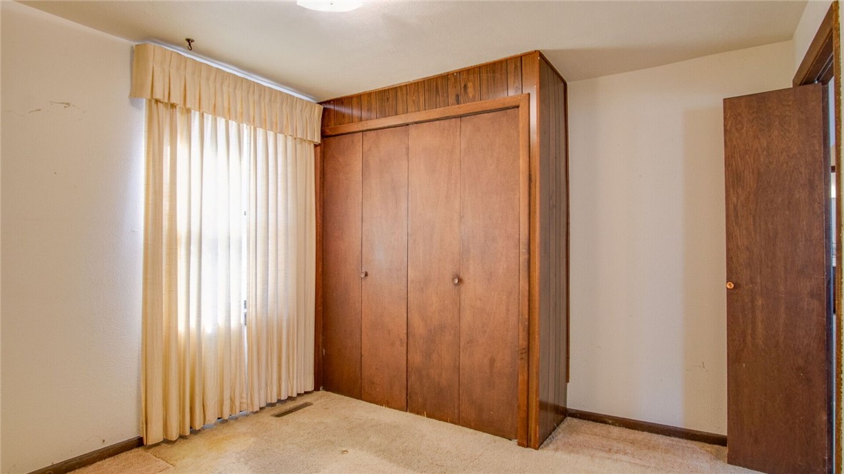 3815 Riverview Drive