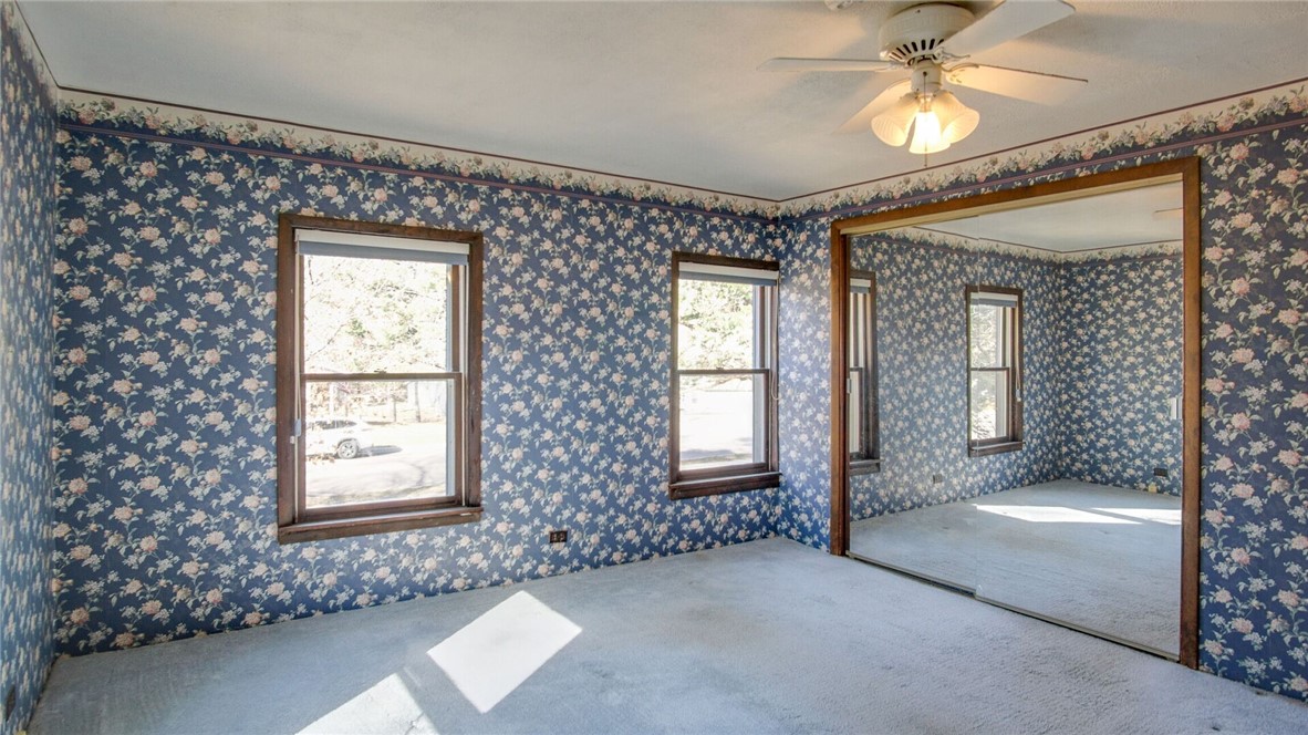 3815 Riverview Drive