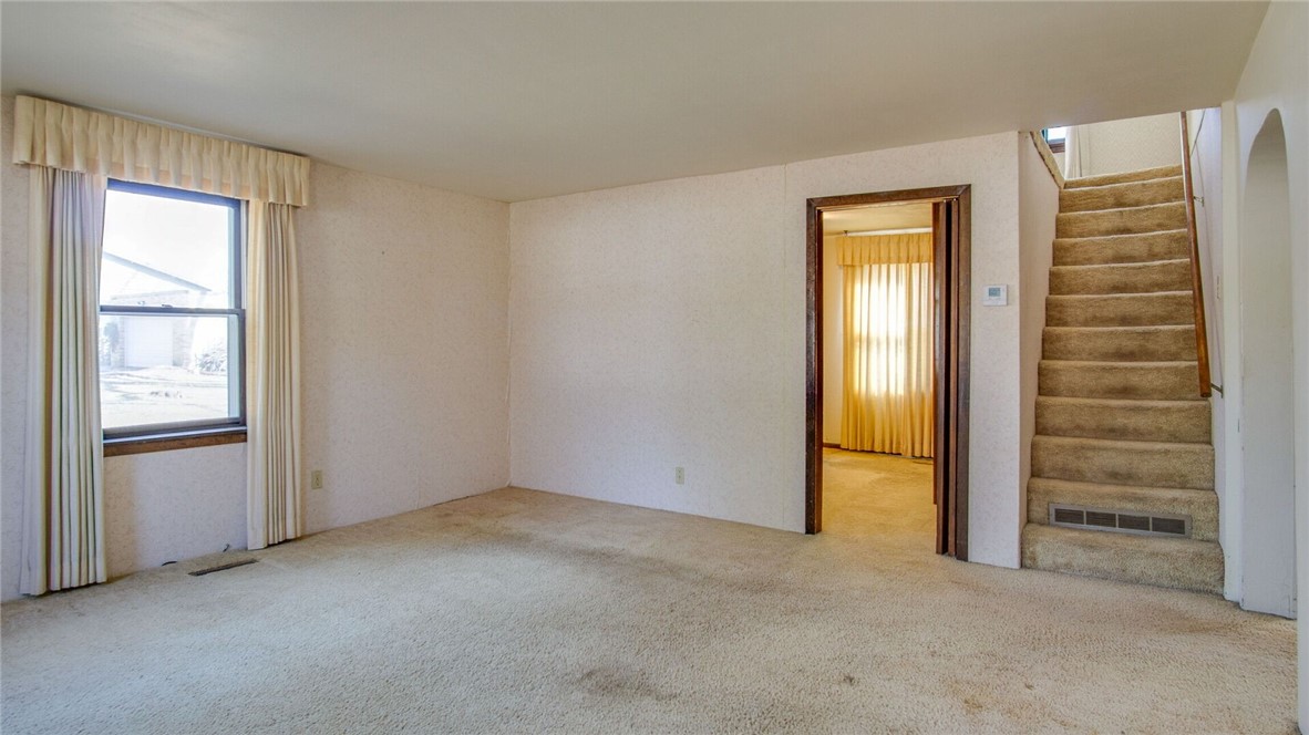 3815 Riverview Drive