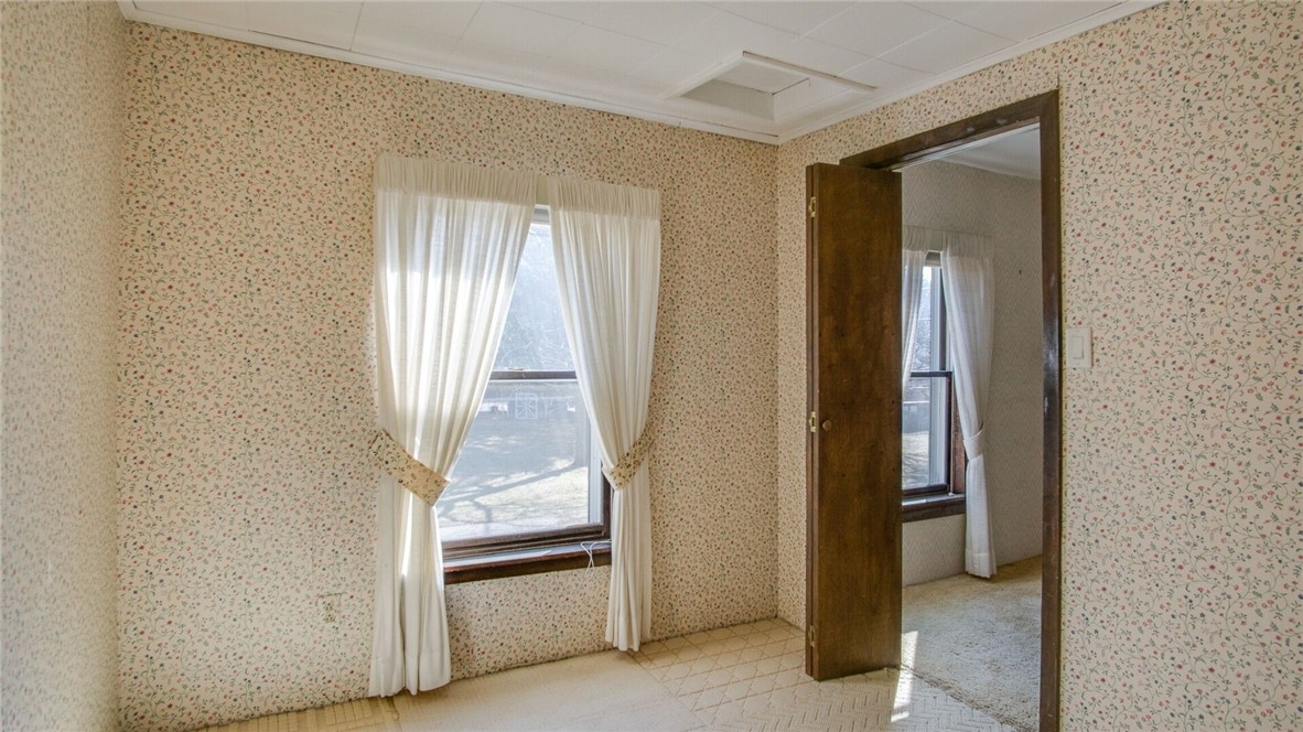 3815 Riverview Drive