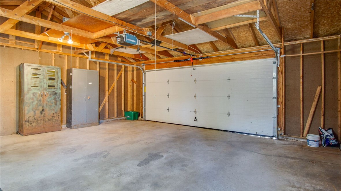 3815 Riverview Drive