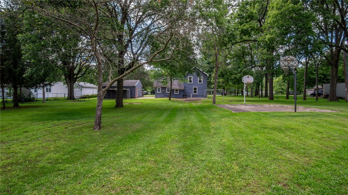 3815 Riverview Drive