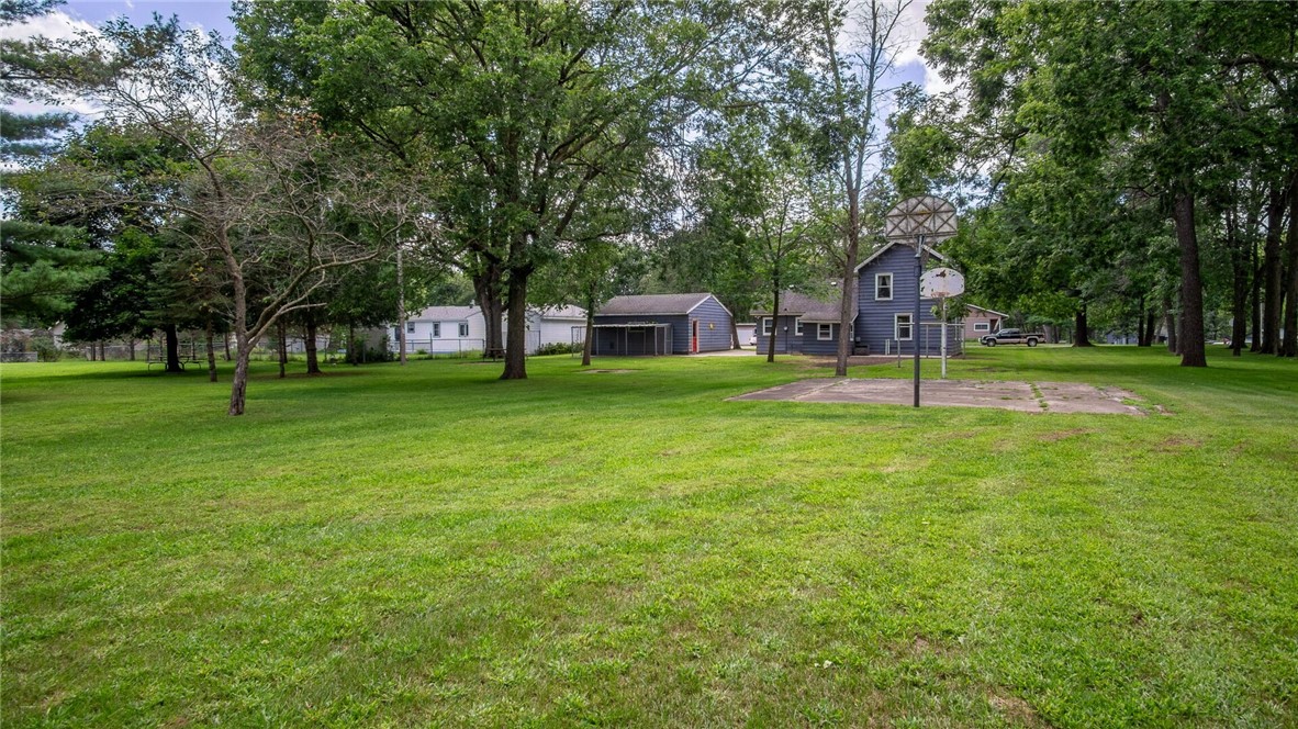 3815 Riverview Drive