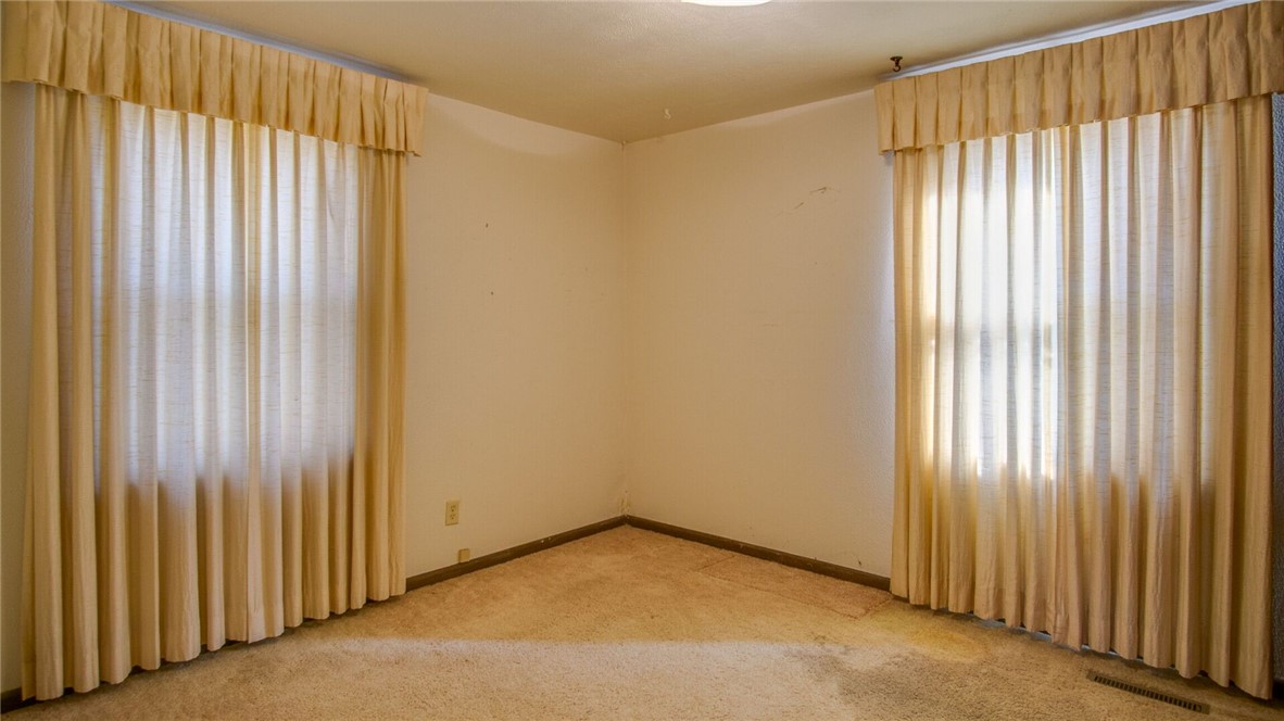 3815 Riverview Drive