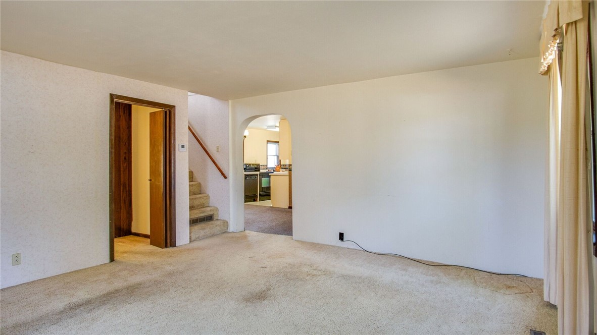 3815 Riverview Drive