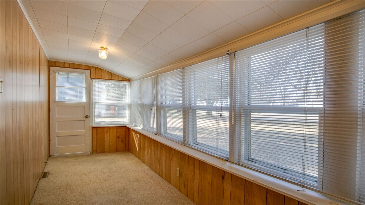 3815 Riverview Drive