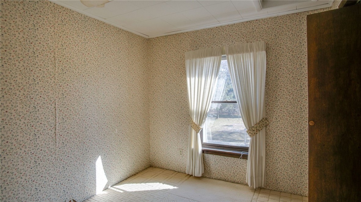 3815 Riverview Drive