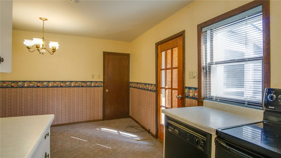 3815 Riverview Drive