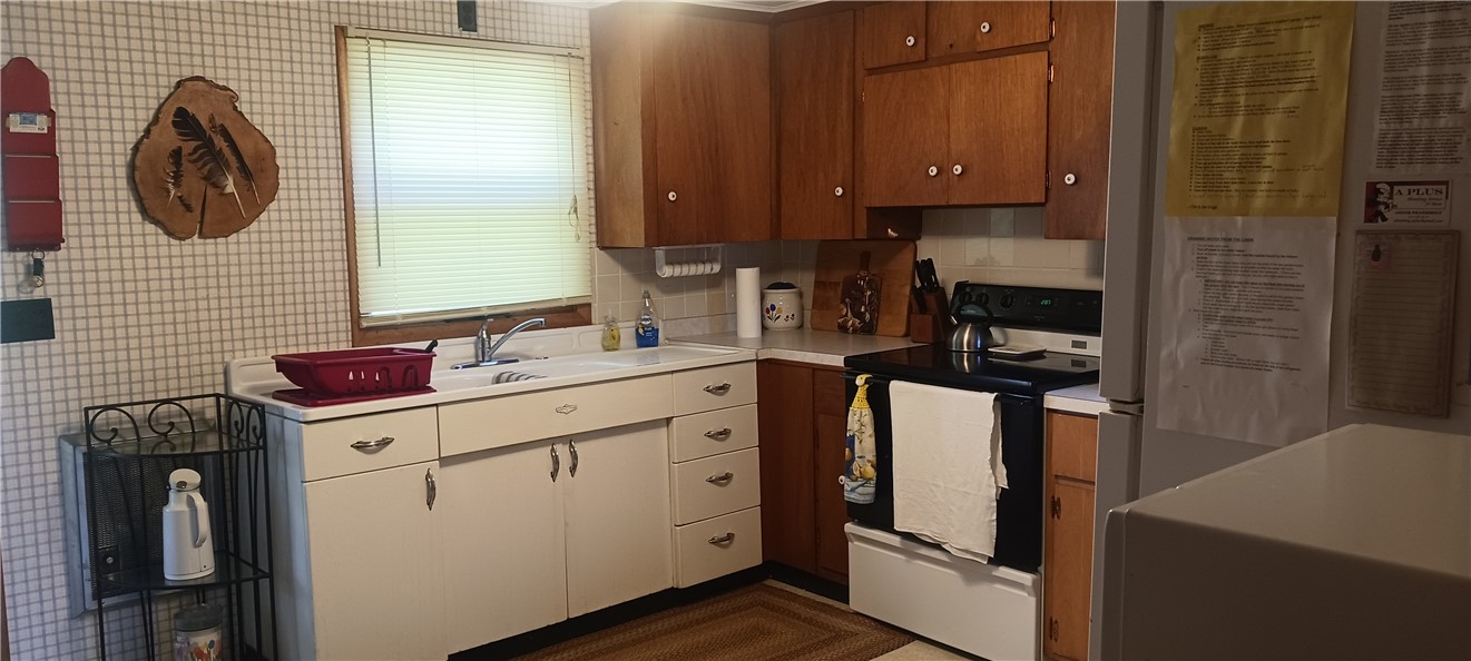 W15941 Bass Lake Road