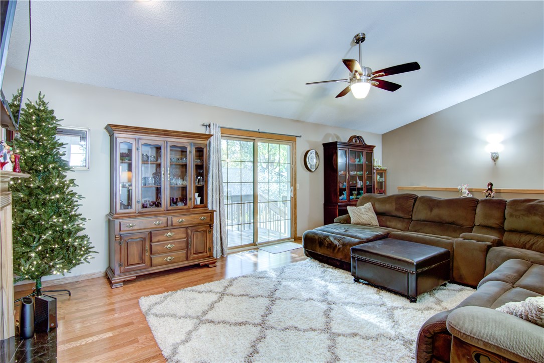 3237 Fern Court