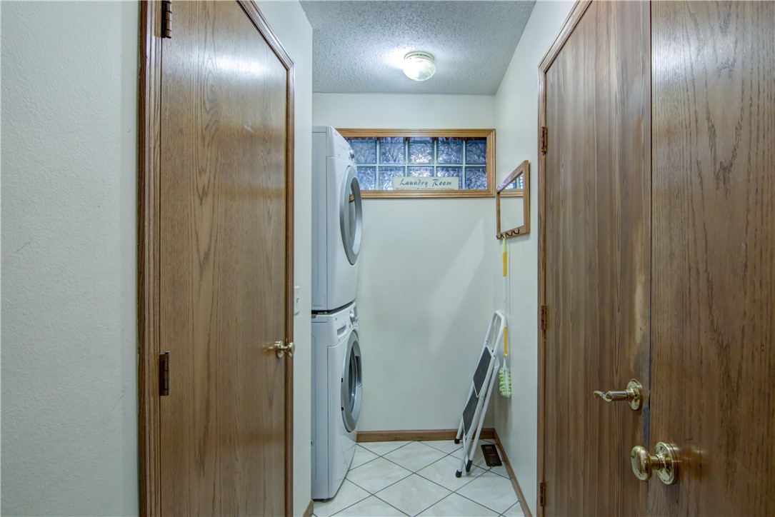 3237 Fern Court