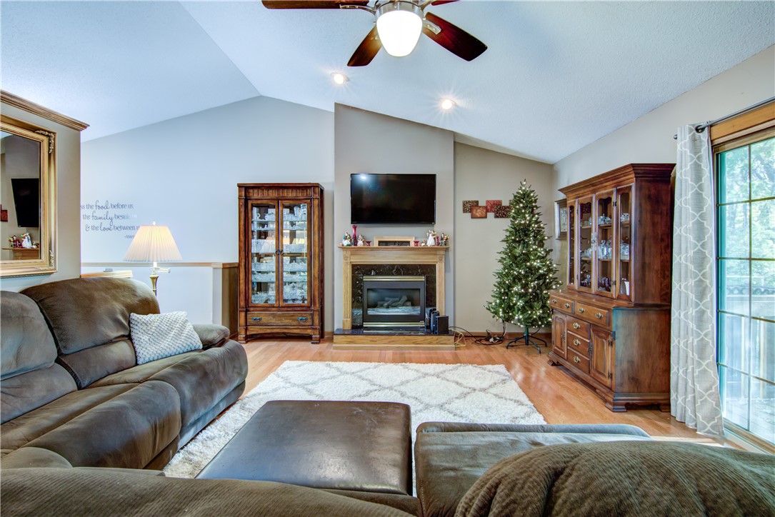 3237 Fern Court
