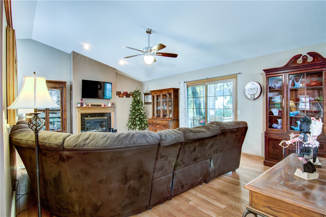3237 Fern Court