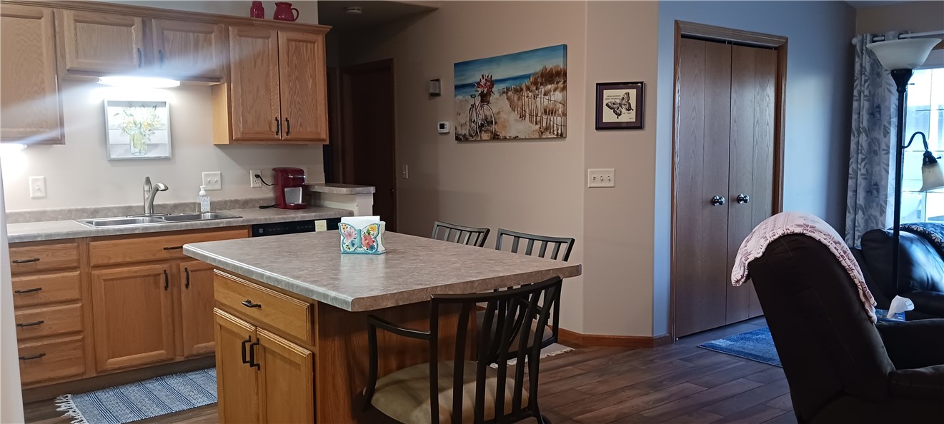 4222 W Robin Meadows Lane