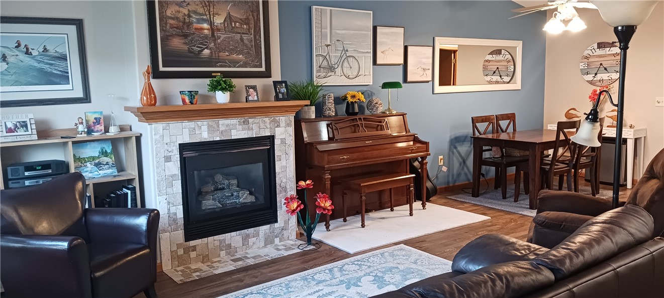 4222 W Robin Meadows Lane